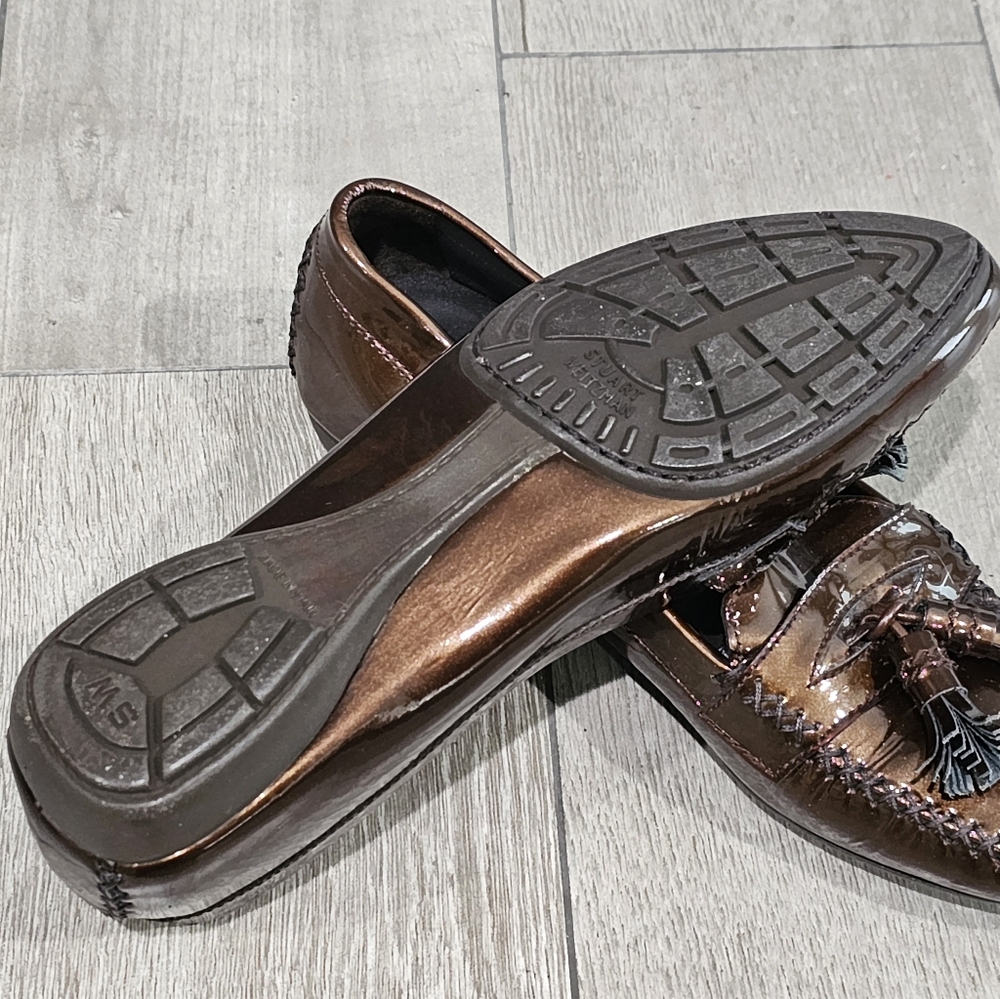 Stuart Weitzman Bronze Metallic Patent Leather Po… - image 8